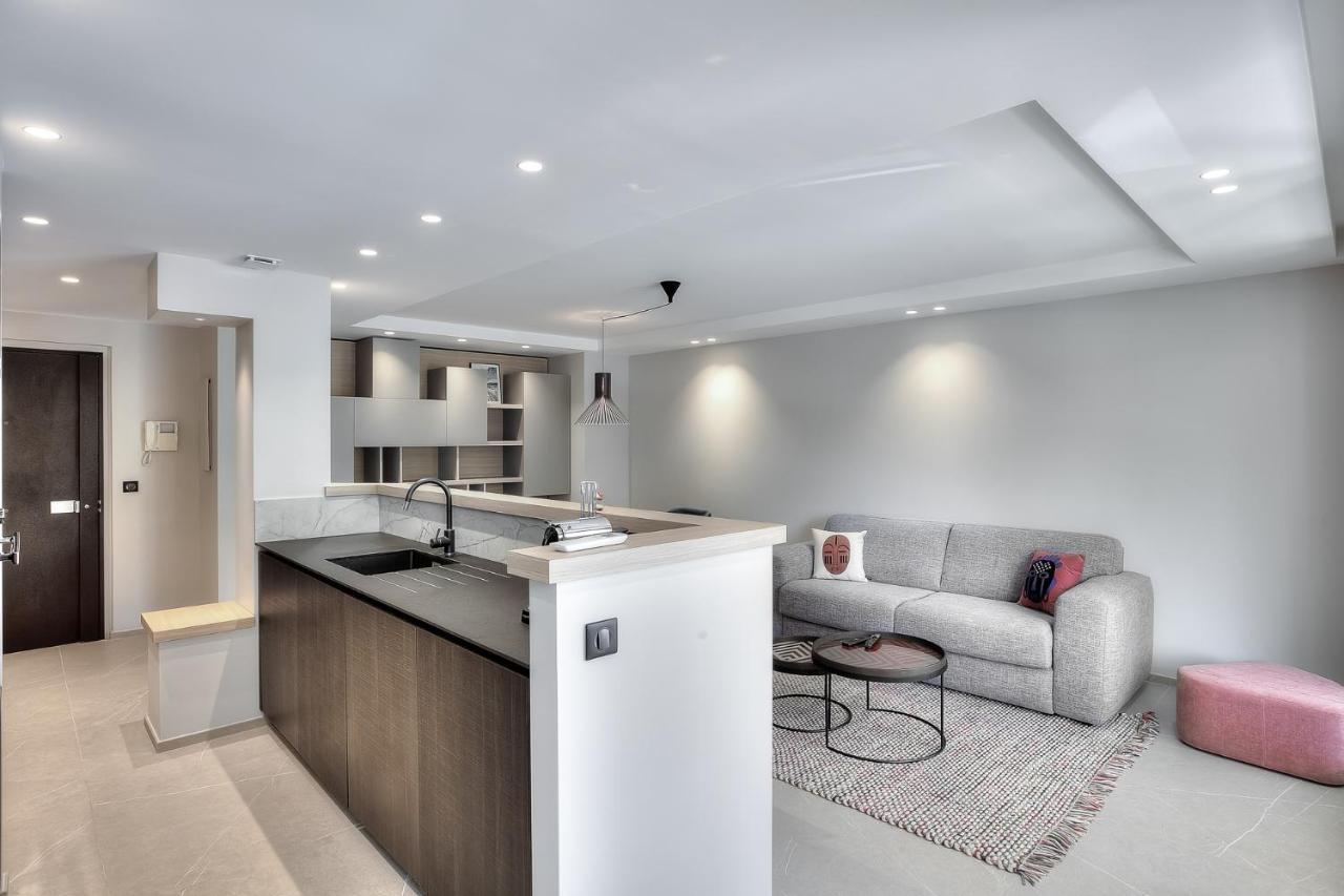Luxury Flat With Balcony - City Center カンヌ エクステリア 写真
