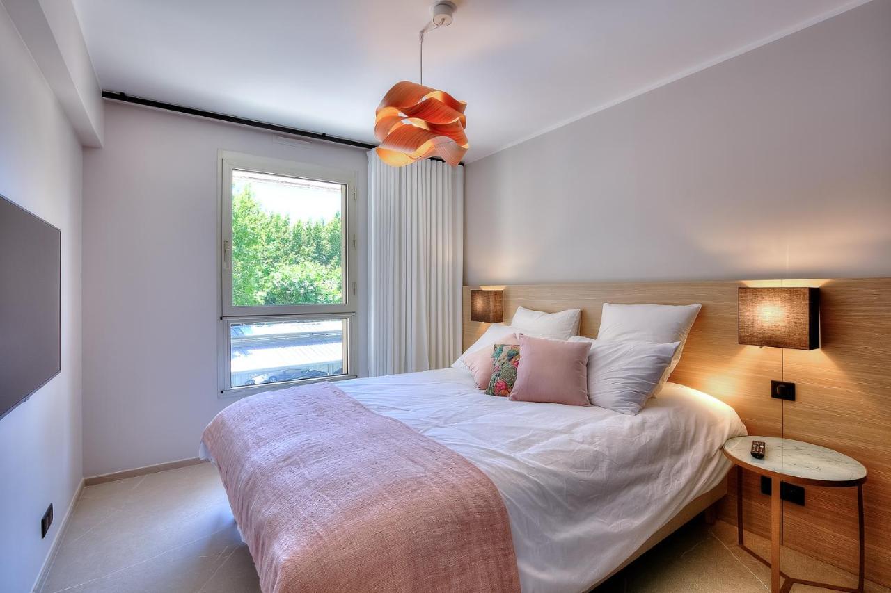 Luxury Flat With Balcony - City Center カンヌ エクステリア 写真
