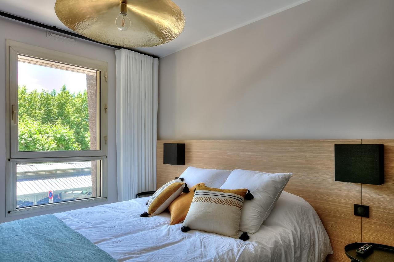 Luxury Flat With Balcony - City Center カンヌ エクステリア 写真